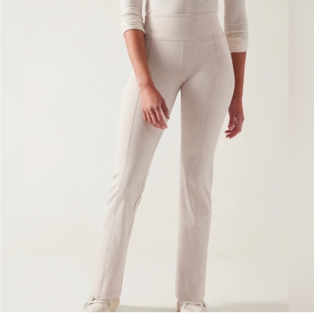 ATHLETA Delancey Straight Leg Pant Size L Excellent condition / color Cream